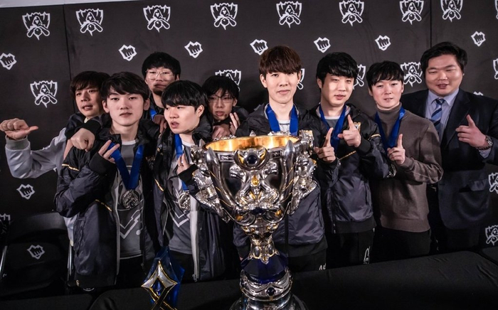 巴萨依然不 巴萨依然不